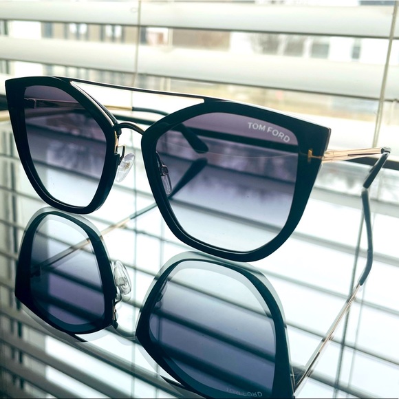 New Tom Ford Sunglasses - Picture 3 of 12
